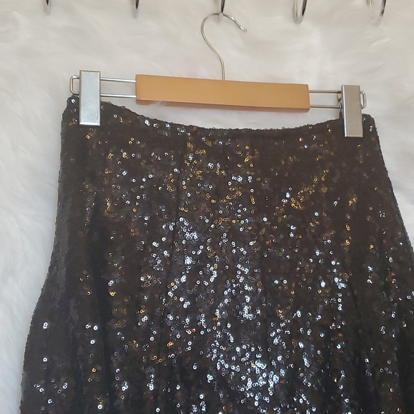 GUESS Marciano Black Sequin Flare Skirt - Size XS, 0 - Picture 6 of 8